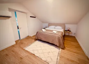4-bedroom apartment - Air conditioning, close to the city and train station, ID check! - Image 2