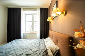 Heart of the City - 2BR Stay - Image 3