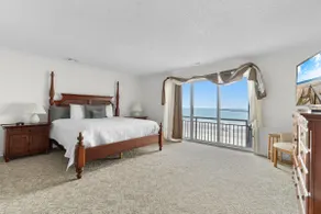 Bright Oceanfront PH- Pools Tiki Bar Breakfast - Image 3