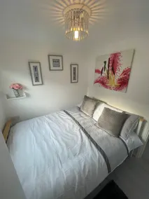 Holiday Hideaway - Image 4