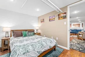 Private sunny 1 br apartment - Image 2