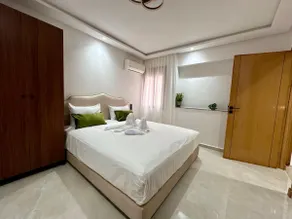 Chic Duplex Central Luxury 3 Suites et Wi-Fi - Image 4