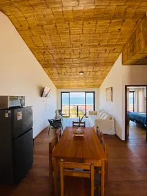 An apartment with an ocean view - Image 4