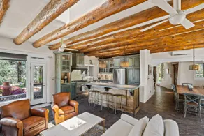 Multi-Home Compound Hot Tub, dry/wet Sauna, VIEWS! - Image 2