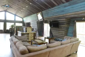 Upper Barn, 2 Cabins | sleeps 11 - Image 3