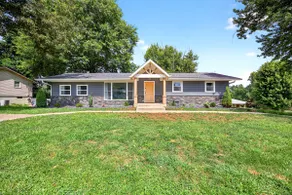 The Clover House Near IU/Stadium - Image 3