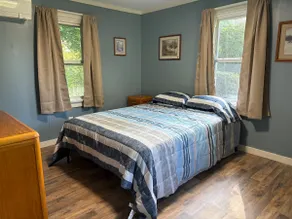 Donna's River Front Cabin - Image 5