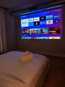 Sleeps 7 • Huge Projector • Designated Workspace - Image 5