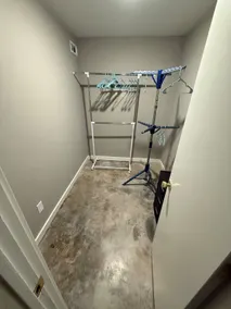 Bright Private Guest Unit Wooded View • Bike Shop - Image 5