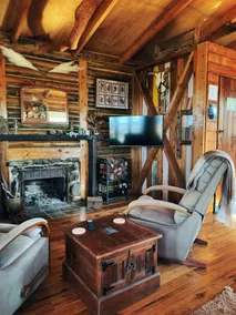 'Ty Pren' Log Cabin - Image 3