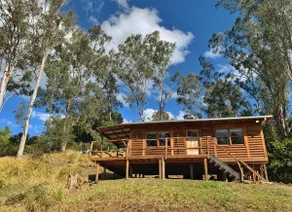 'Ty Pren' Log Cabin - Image 2