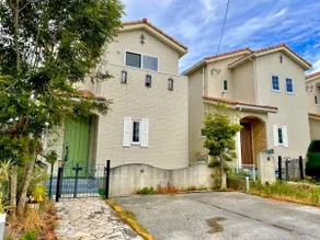 Good access to various popular tourist destinations and beaches!A relaxing, laid-back, secluded house. - Image 2