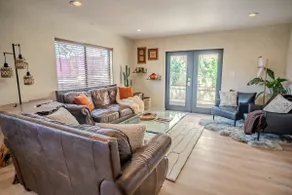 Desert Rose Retreat House - Image 5