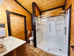 Woodland Cabin - Image 5