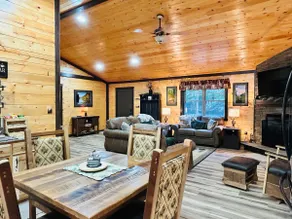 Woodland Cabin - Image 5