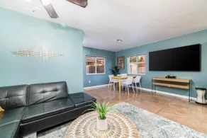 Stylish & Cozy, 1 BR 1 BA, Parking, Casita - Image 4