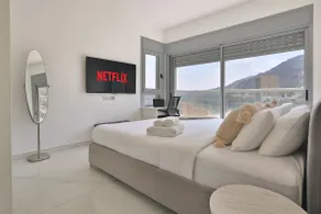 PENTHOUSE 3BR + RooF TOP + PARKING - ON THE BEACH - Image 5