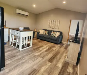 Hammond Hideaway - Image 2