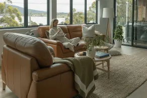 Ocean Mist Cabin – Spa, Fireplace & EV Charger - Image 2