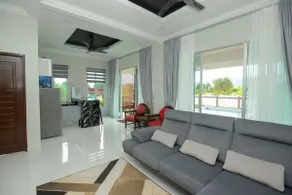 Bandara 1 Bedroom Villa with Private Swimming Pool - Image 3