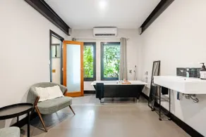 24 E Street - Image 3