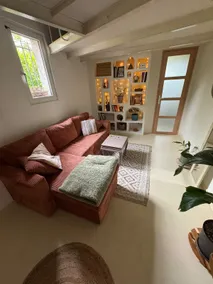 Apartment with mezzanine - Image 2