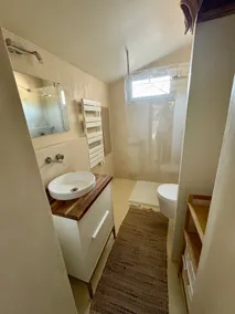 Apartment with mezzanine - Image 5