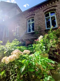 Relax or work remotely in the old manor house! - Image 3