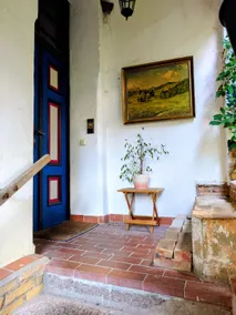 Relax or work remotely in the old manor house! - Image 4