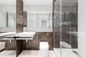 Stunning Cosy in Canary Wharf Pool Gym&Steam Room - Image 3