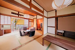 Table tennis table available! 2 mins walk from the station / 134㎡ house with a breezy garden / 2 living rooms, 2 bathrooms, 2 toilets - Image 2