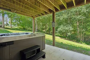 Sleeps14, 5BR, 10Bed, HotTub, Lake Access, FirePit - Image 4