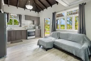 Serene Escape - Central & Modern - Image 3