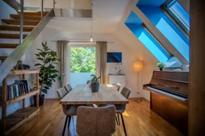 Attic apartment & terrace - Image 4