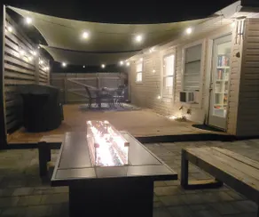 Central Location, Gym, Sauna, 100” TV, 15 to Beach - Image 4