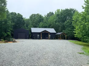 The Cozy Campfire Cabin - Image 3