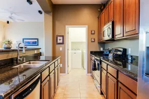 Condo (2BR/2BA) in Surprise, AZ - Image 4