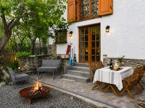 Mosel Winzerhaus – Terrace & Charm on the Lieser - Image 2