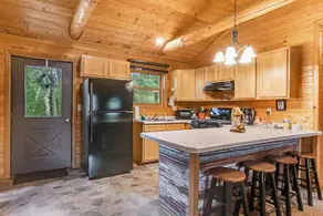Cabin 1 - Image 5