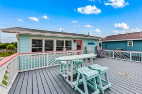 Sunnyside Up–Waterfront Getaway - Image 4