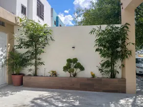 Upper floor accommodation with spacious spaces - Image 2