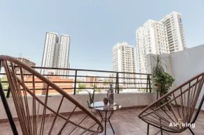 Apartment with Garage and Private Terrace - Image 2