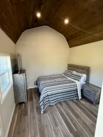 Lac Sante Bunkie #2 | Lakefront Glamping - Image 3