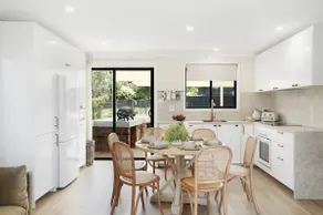 Newly Renovated, Quiet, 5min Walk to the Beach - Image 3
