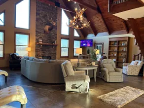 Lakeview log home with stone fireplace - Image 2