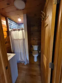 Canal Cabin #4 - Image 4
