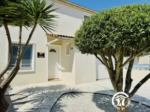 House with A/C, Jacuzzi, and Wi-Fi 10 minutes from Carcassonne! - Image 3