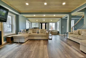 Shore House - Image 4