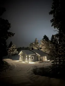Northern Light Cabin | with Wood Stove and Sauna - Image 5