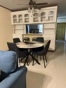 Home in Maynards | 4 Minutes Walk to the Beach - Image 2